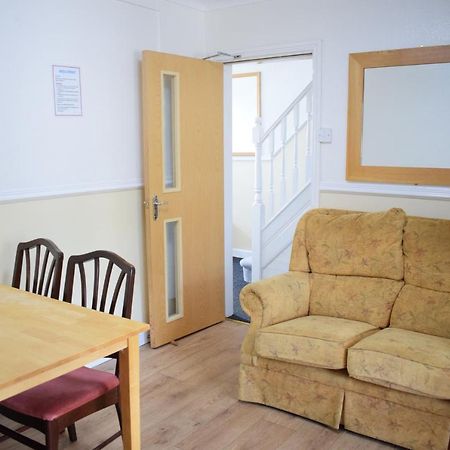 House Stay In Bangor North Wales Экстерьер фото
