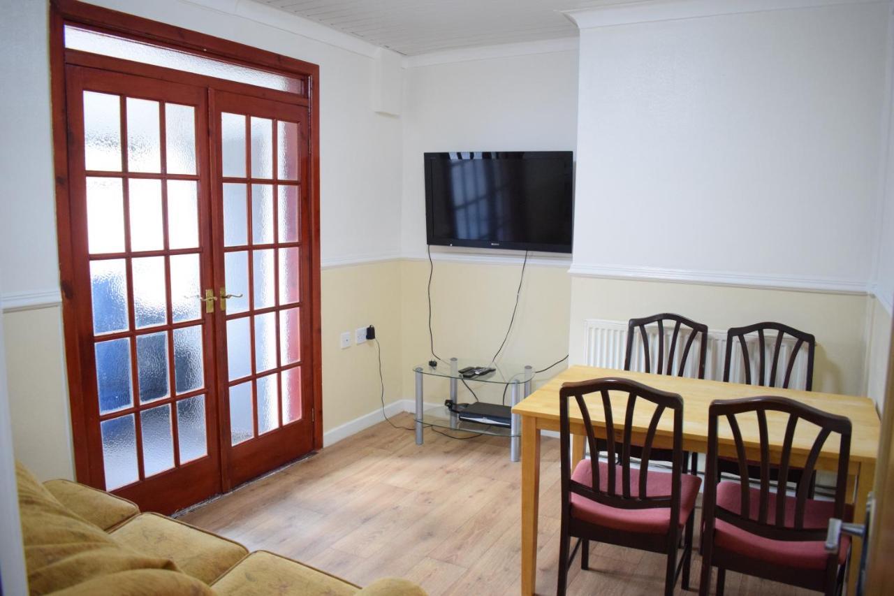 House Stay In Bangor North Wales Экстерьер фото